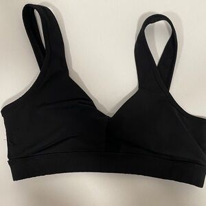 Mono BWomen's Black Soft Support Bralette - twist front